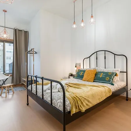 Bonjardim Guest house 2*