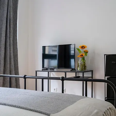 Πανσιόν Bonjardim